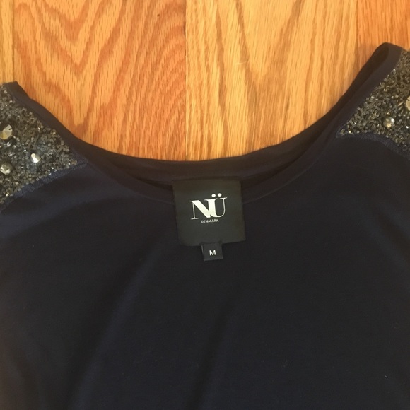 Marine blue sparkly top - Picture 3 of 7